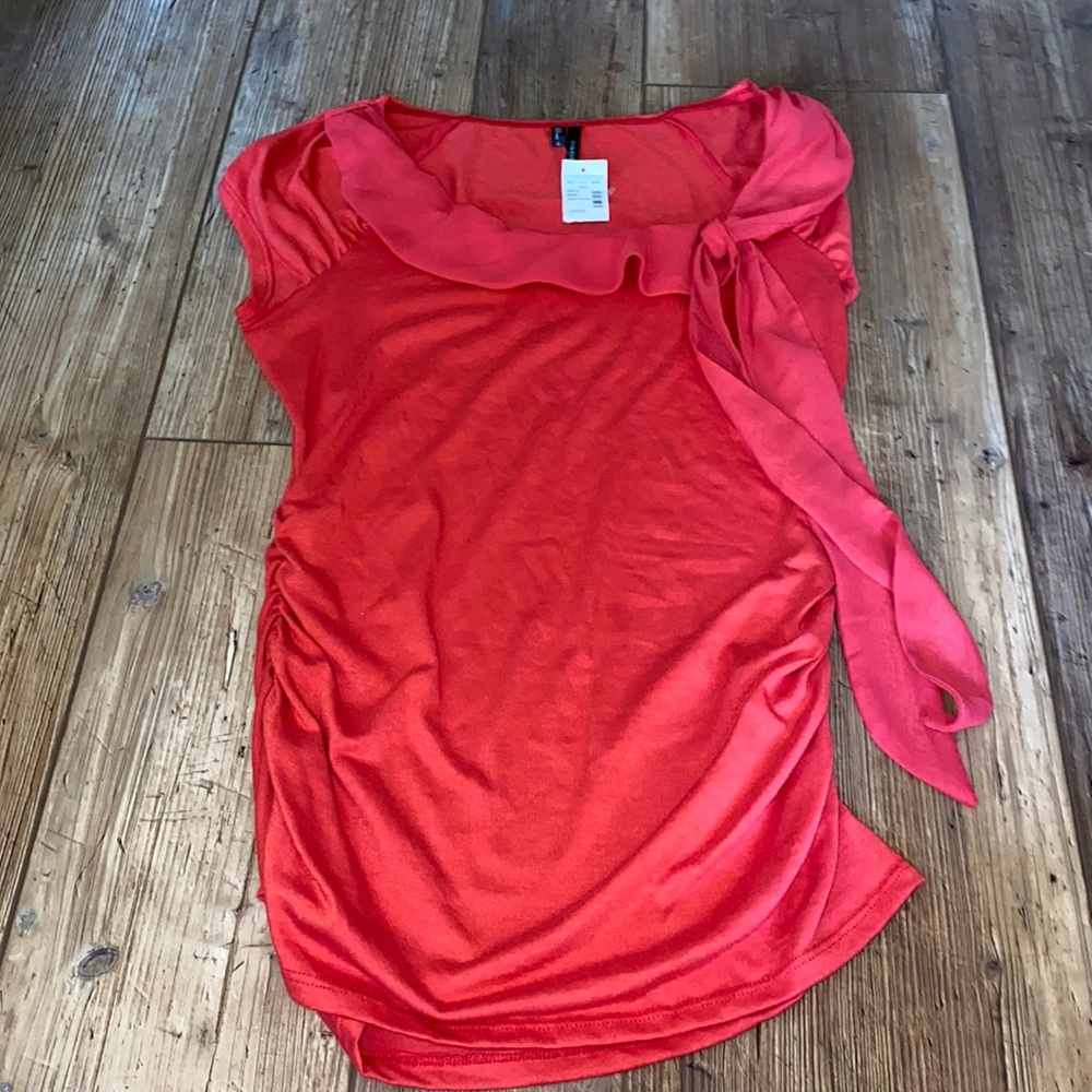 Brand new Red Maurices top